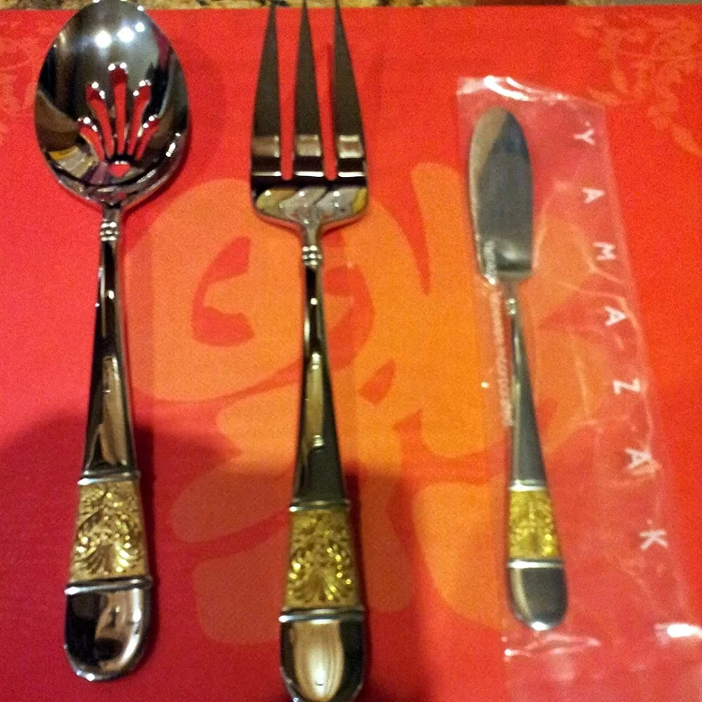 NEW Yamazaki Medalia Gold Accent 3pc Serving Set
